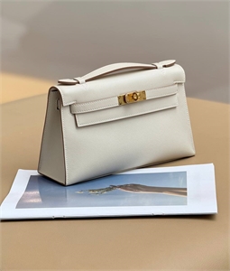 {{productViewItem.photos[photoViewList.activeNavIndex].Alt || productViewItem.photos[photoViewList.activeNavIndex].Description || 'Сумка HERMES'}}