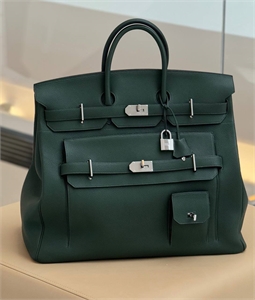 {{productViewItem.photos[photoViewList.activeNavIndex].Alt || productViewItem.photos[photoViewList.activeNavIndex].Description || 'Сумка HERMES'}}