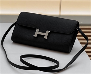 {{productViewItem.photos[photoViewList.activeNavIndex].Alt || productViewItem.photos[photoViewList.activeNavIndex].Description || 'Сумка HERMES'}}