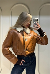 {{productViewItem.photos[photoViewList.activeNavIndex].Alt || productViewItem.photos[photoViewList.activeNavIndex].Description || 'Дубленка MIU MIU'}}