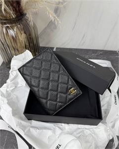 Обложка CHANEL 160533