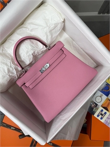 {{productViewItem.photos[photoViewList.activeNavIndex].Alt || productViewItem.photos[photoViewList.activeNavIndex].Description || 'Сумка HERMES'}}