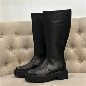 {{productViewItem.photos[photoViewList.activeNavIndex].Alt || productViewItem.photos[photoViewList.activeNavIndex].Description || 'Сапоги CELINE'}}