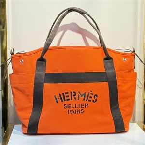 {{productViewItem.photos[photoViewList.activeNavIndex].Alt || productViewItem.photos[photoViewList.activeNavIndex].Description || 'Сумка HERMES'}}
