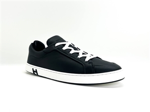 {{productViewItem.photos[photoViewList.activeNavIndex].Alt || productViewItem.photos[photoViewList.activeNavIndex].Description || 'Кеды HERMES'}}