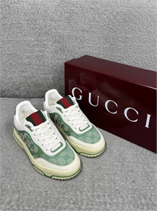 {{productViewItem.photos[photoViewList.activeNavIndex].Alt || productViewItem.photos[photoViewList.activeNavIndex].Description || 'Кроссовки GUCCI'}}