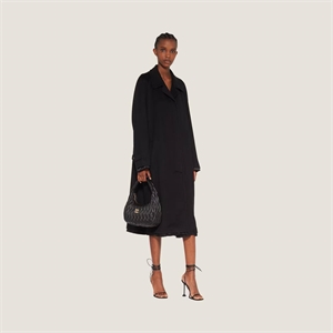 {{productViewItem.photos[photoViewList.activeNavIndex].Alt || productViewItem.photos[photoViewList.activeNavIndex].Description || 'Пальто MIU MIU'}}