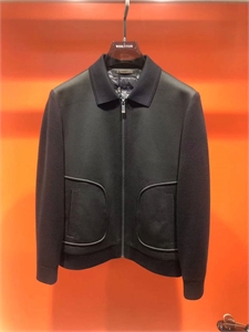 {{productViewItem.photos[photoViewList.activeNavIndex].Alt || productViewItem.photos[photoViewList.activeNavIndex].Description || 'Куртка ZEGNA'}}