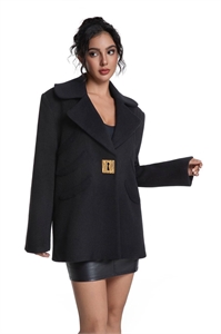 {{productViewItem.photos[photoViewList.activeNavIndex].Alt || productViewItem.photos[photoViewList.activeNavIndex].Description || 'Пальто Schiaparelli'}}
