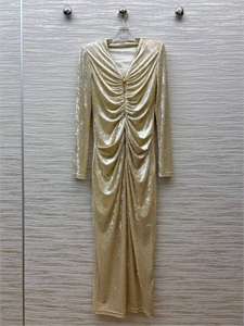 {{productViewItem.photos[photoViewList.activeNavIndex].Alt || productViewItem.photos[photoViewList.activeNavIndex].Description || 'Платье Schiaparelli'}}