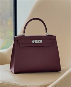 {{productViewItem.photos[photoViewList.activeNavIndex].Alt || productViewItem.photos[photoViewList.activeNavIndex].Description || 'Сумка HERMES'}}