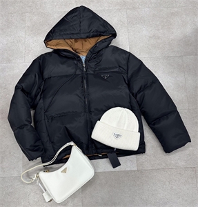 Пуховик PRADA 161559