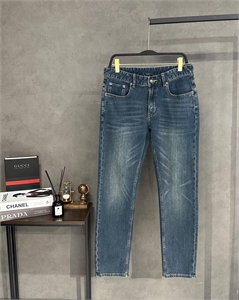 {{productViewItem.photos[photoViewList.activeNavIndex].Alt || productViewItem.photos[photoViewList.activeNavIndex].Description || 'Джинсы LP'}}