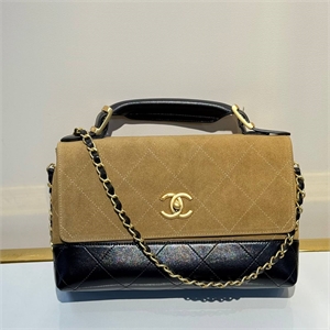 {{productViewItem.photos[photoViewList.activeNavIndex].Alt || productViewItem.photos[photoViewList.activeNavIndex].Description || 'Сумка CHANEL'}}