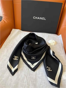 Платок CHANEL 162536
