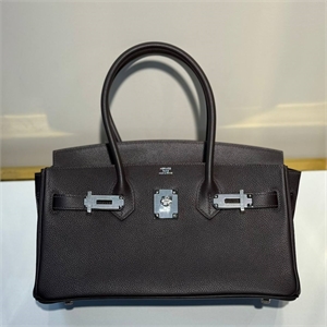 {{productViewItem.photos[photoViewList.activeNavIndex].Alt || productViewItem.photos[photoViewList.activeNavIndex].Description || 'Сумка HERMES'}}