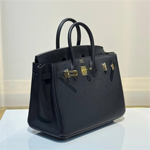 {{productViewItem.photos[photoViewList.activeNavIndex].Alt || productViewItem.photos[photoViewList.activeNavIndex].Description || 'Сумка HERMES'}}