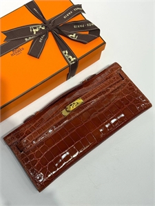 {{productViewItem.photos[photoViewList.activeNavIndex].Alt || productViewItem.photos[photoViewList.activeNavIndex].Description || 'Клатч HERMES Кожа крокодила'}}