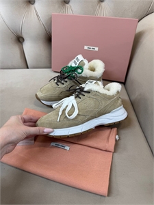 {{productViewItem.photos[photoViewList.activeNavIndex].Alt || productViewItem.photos[photoViewList.activeNavIndex].Description || 'Кроссовки MIU MIU'}}