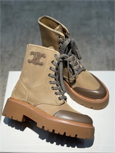 {{productViewItem.photos[photoViewList.activeNavIndex].Alt || productViewItem.photos[photoViewList.activeNavIndex].Description || 'Ботинки CELINE'}}