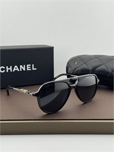 {{productViewItem.photos[photoViewList.activeNavIndex].Alt || productViewItem.photos[photoViewList.activeNavIndex].Description || 'Очки CHANEL'}}