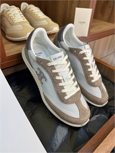 {{productViewItem.photos[photoViewList.activeNavIndex].Alt || productViewItem.photos[photoViewList.activeNavIndex].Description || 'Кроссовки CELINE'}}