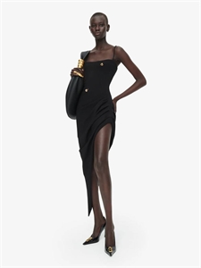 {{productViewItem.photos[photoViewList.activeNavIndex].Alt || productViewItem.photos[photoViewList.activeNavIndex].Description || 'Платье Schiaparelli'}}