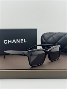 {{productViewItem.photos[photoViewList.activeNavIndex].Alt || productViewItem.photos[photoViewList.activeNavIndex].Description || 'Очки CHANEL'}}