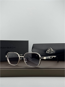{{productViewItem.photos[photoViewList.activeNavIndex].Alt || productViewItem.photos[photoViewList.activeNavIndex].Description || 'Очки MAYBACH'}}