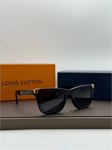 {{productViewItem.photos[photoViewList.activeNavIndex].Alt || productViewItem.photos[photoViewList.activeNavIndex].Description || 'Очки LV'}}