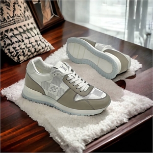 Кроссовки Louis Vuitton 104428 - фото 100316