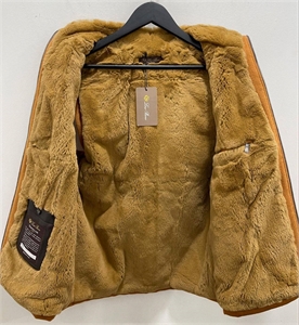 Безрукавка LP на меху со вставками кожи Кроко 104781 - фото 101303