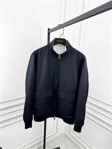 Двухсторонняя ветровка kiton 105040 - фото 102669 Двухсторонняя ветровка kiton 105040 - фото 102669