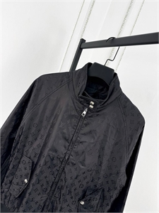 Ветровка LV 105085 - фото 102836