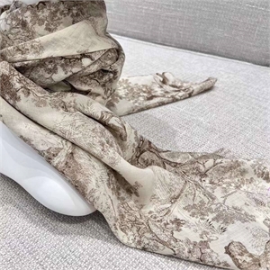 Платок DIOR шелк/кашемир 105203 - фото 103390 Платок DIOR шелк/кашемир 105203 - фото 103390