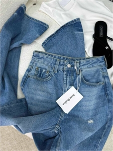 Джинсы ACNE STUDIOS 105530 - фото 104409 Джинсы ACNE STUDIOS 105530 - фото 104409