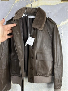 Куртка BRUNELLO CUCINELLI 105637 - фото 104956 Куртка BRUNELLO CUCINELLI 105637 - фото 104956