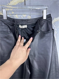 Брюки BOTTEGA VENETTA Кожа 105646 - фото 105031 Брюки BOTTEGA VENETTA Кожа 105646 - фото 105031
