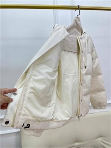 Куртка BRUNELLO CUCINELLI 109090 - фото 111373