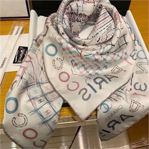 Платок CHANEL 109596 - фото 113434 Платок CHANEL 109596 - фото 113434