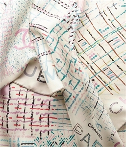 Платок CHANEL 109596 - фото 113436 Платок CHANEL 109596 - фото 113436