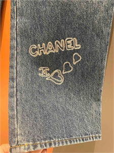 Джинсы CHANEL 110396