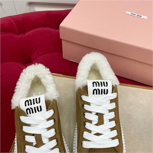 Кроссовки MIU MIU 111334 - фото 119161 Кроссовки MIU MIU 111334 - фото 119161
