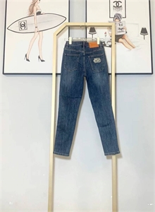 Джинсы LV 111778 - фото 120601 Джинсы LV 111778 - фото 120601