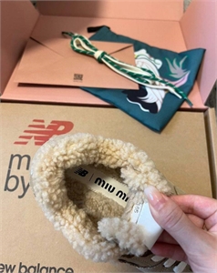 Кроссовки MIU MIU 111788 - фото 120654 Кроссовки MIU MIU 111788 - фото 120654