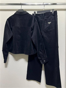 Костюм PRADA 112318 - фото 122788 Костюм PRADA 112318 - фото 122788