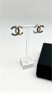 Серьги CHANEL 112642 - фото 124417 Серьги CHANEL 112642 - фото 124417