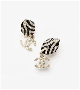 Серьги CHANEL 112644 - фото 124430 Серьги CHANEL 112644 - фото 124430