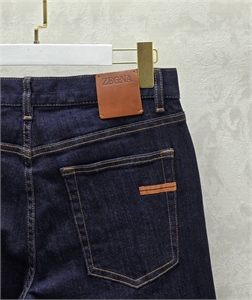 Джинсы zegna 112674 - фото 124567 Джинсы zegna 112674 - фото 124567
