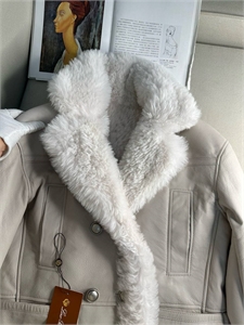 Дубленка LORO PIANA 113100 - фото 126160 Дубленка LORO PIANA 113100 - фото 126160